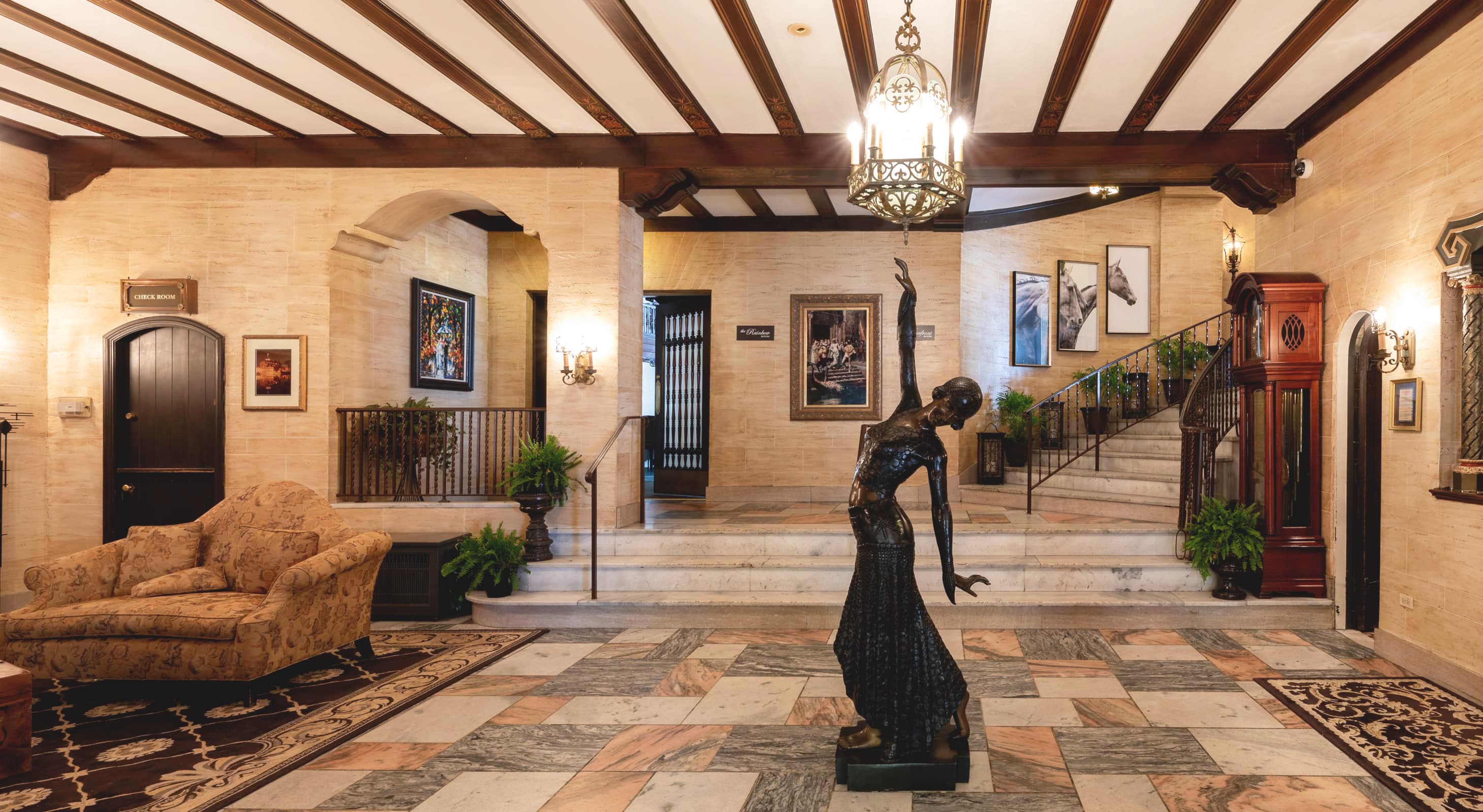 Hotel lobby with bronze statue at St. Charles, IL Hotel